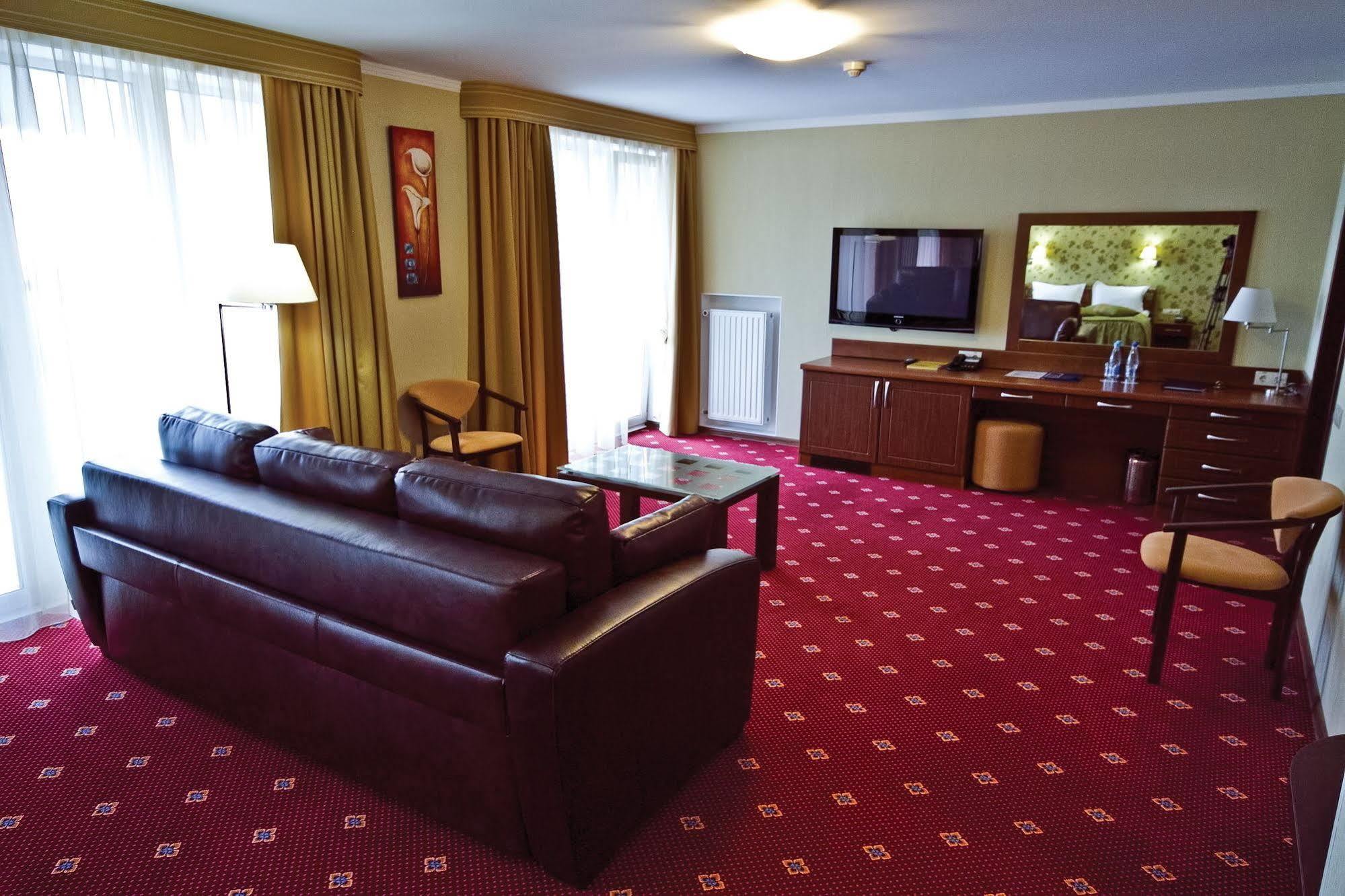 Grand-Marine Hotel & Spa Burlach'ya Balka Dış mekan fotoğraf